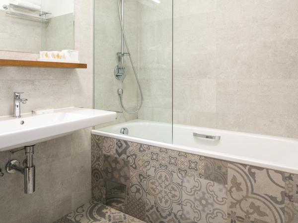 Judita Palace Heritage Hotel : photo 6 de la chambre chambre double supérieure - vue sur vieille ville