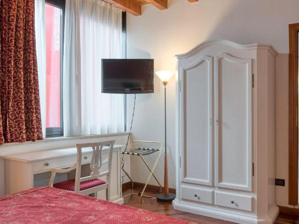 Primotel Brescia : photo 4 de la chambre chambre lit queen-size 