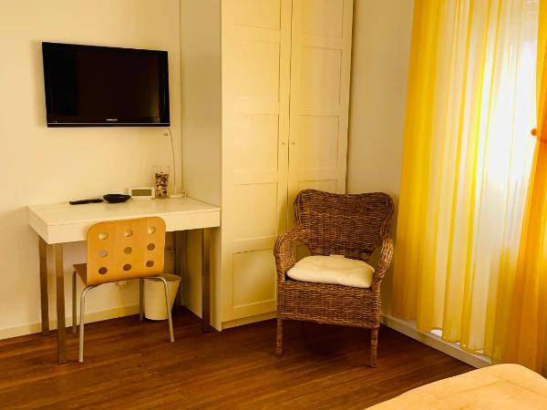 Via Padova 165 : photo 2 de la chambre chambre double