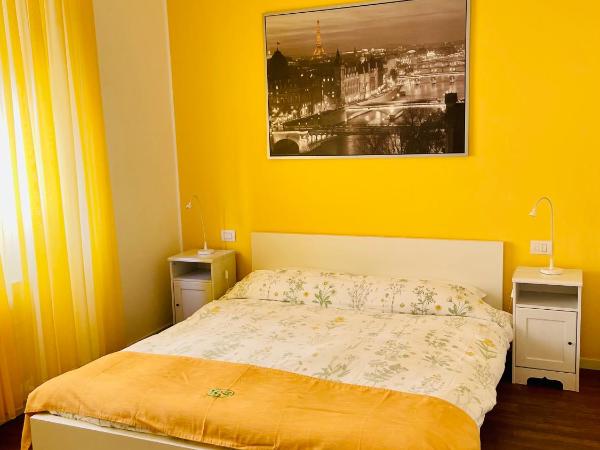 Via Padova 165 : photo 3 de la chambre chambre double