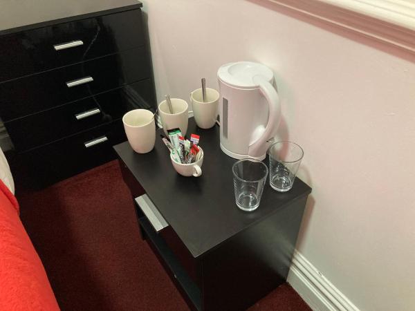 Old Trafford Stadium Hotel : photo 3 de la chambre chambre double supérieure avec salle de bains privative