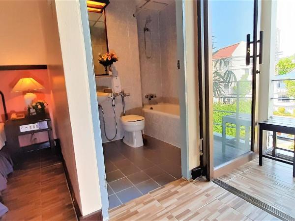 D2 lamoon resotel : photo 6 de la chambre chambre double ou lits jumeaux standard