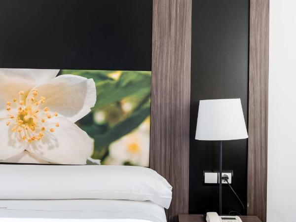 Hotel Sevilla : photo 2 de la chambre chambre double Économique