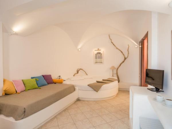 Hotel Sunrise : photo 4 de la chambre chambre triple