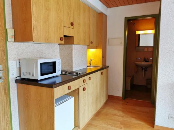 Downtown Apartment 9 : photo 3 de la chambre appartement avec balcon