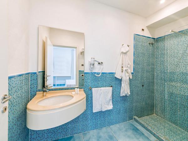 Hotel Regina Palace Terme : photo 1 de la chambre chambre double ou lits jumeaux