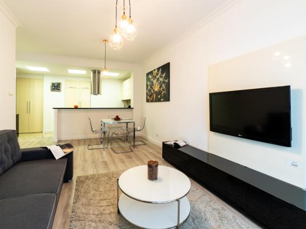 Platinum Towers Central Apartments : photo 4 de la chambre appartement deluxe