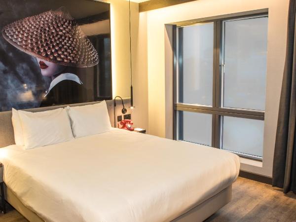 Radisson RED London Greenwich The O2 : photo 1 de la chambre chambre standard