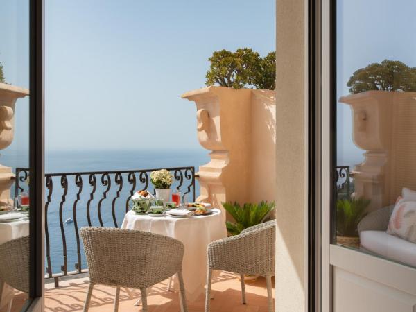 San Domenico Palace, Taormina, A Four Seasons Hotel : photo 3 de la chambre chambre lit king-size premium avec terrasse - vue sur mer