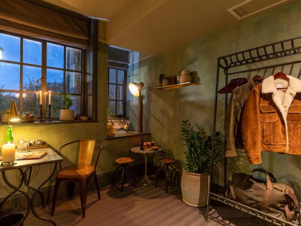 The Wolfpack Inn : photo 2 de la chambre chambre lit king-size deluxe