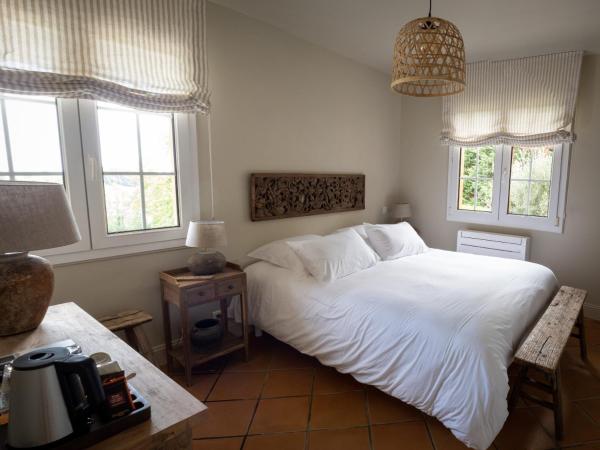 Villa Enara : photo 1 de la chambre chambre double - vue sur mer