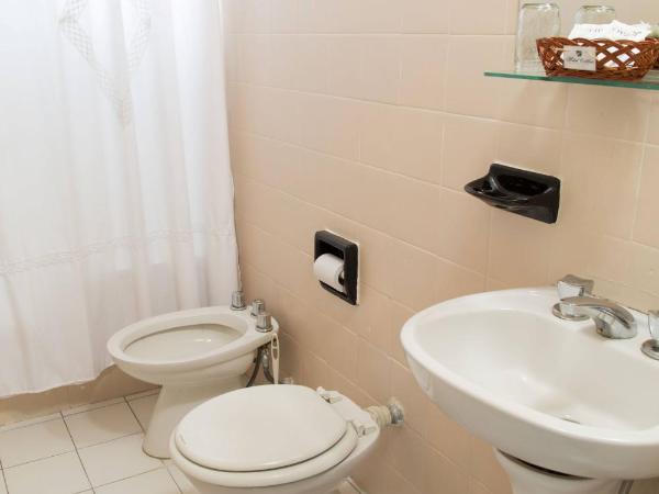 Hotel Cottbus : photo 7 de la chambre chambre double ou lits jumeaux classique