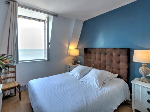 Hotel Le Rayon Vert : photo 2 de la chambre chambre double avec douche - vue sur mer