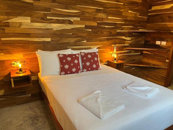 Little Gem Hotel Tulum La Veleta : photo 10 de la chambre hébergement familial 2 chambres deluxe