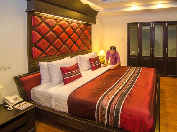 Raming Lodge Hotel : photo 2 de la chambre suite junior