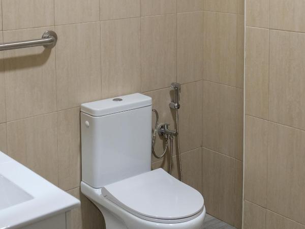 Hostal Tartessos : photo 6 de la chambre chambre triple confort avec douche