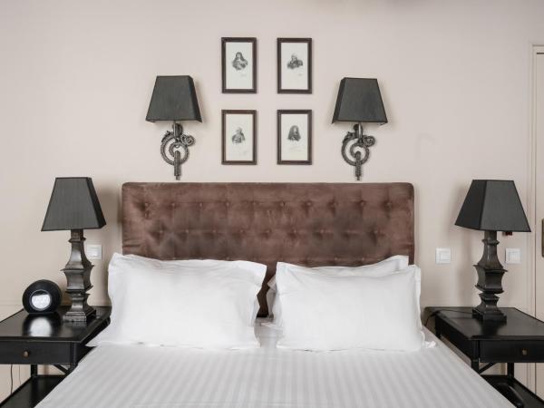 Hotel Saint-Louis Marais : photo 2 de la chambre chambre quadruple