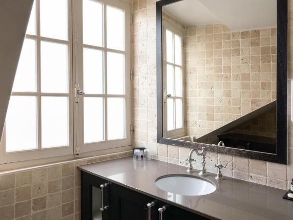 Hotel Saint-Louis Marais : photo 5 de la chambre chambre quadruple - dernier Étage