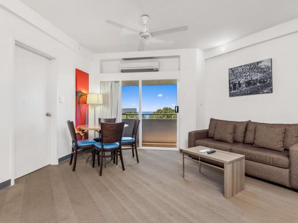 Novotel Darwin CBD : photo 4 de la chambre appartement 2 chambres avec vue sur le port