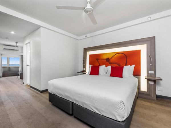 Novotel Darwin CBD : photo 4 de la chambre junior queen suite with harbour view