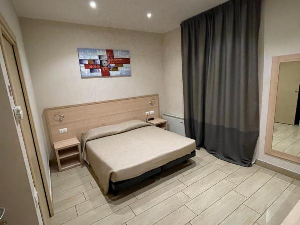 Hotel San Biagio : photo 5 de la chambre chambre double ou lits jumeaux avec salle de bains privative