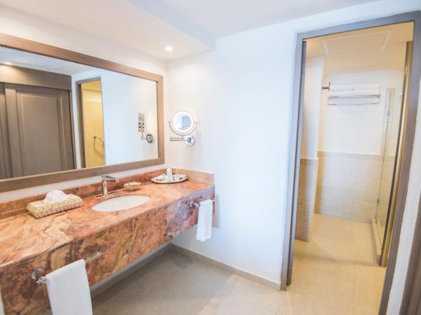 Wyndham Alltra Cancun All Inclusive Resort : photo 3 de la chambre suite junior - 2 lits doubles