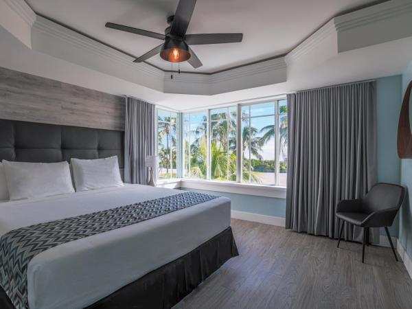 Colony Hotel : photo 1 de la chambre suite lit king-size - vue sur océan