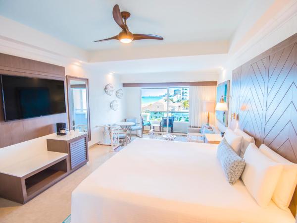 Wyndham Alltra Cancun All Inclusive Resort : photo 1 de la chambre suite junior avec 1 lit king-size - vue sur océan 