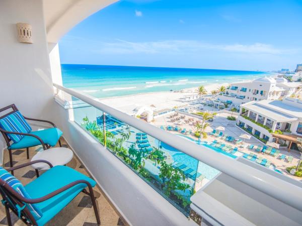 Wyndham Alltra Cancun All Inclusive Resort : photo 3 de la chambre suite junior avec 1 lit king-size - vue sur océan 