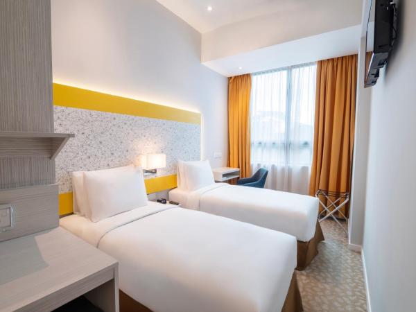 Holiday Inn Express & Suites Johor Bahru, an IHG Hotel : photo 1 de la chambre chambre lits jumeaux standard