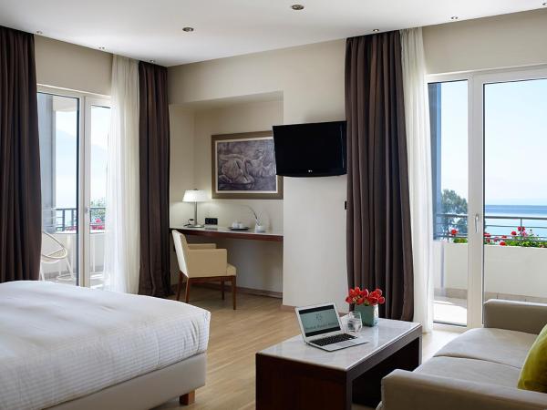 Pharae Palace : photo 2 de la chambre suite junior - vue sur mer
