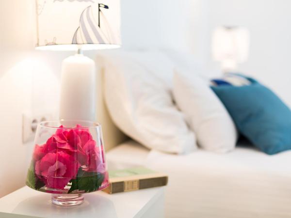 Valamar Riviera Hotel & Residence : photo 4 de la chambre apartment for 4+1 old town view - old town suites & rooms