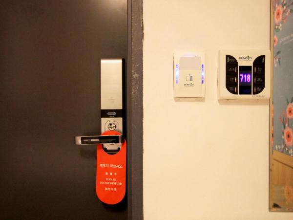 Hotel Irene City : photo 9 de la chambre chambre triple - vue sur ville