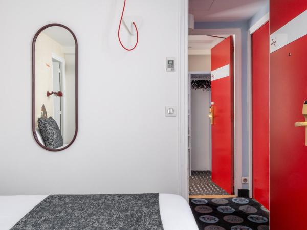 Hotel Astoria - Astotel : photo 7 de la chambre chambre familiale - 2 chambres