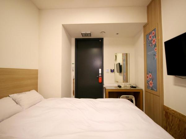 Hotel Irene City : photo 2 de la chambre chambre double sans fenêtre