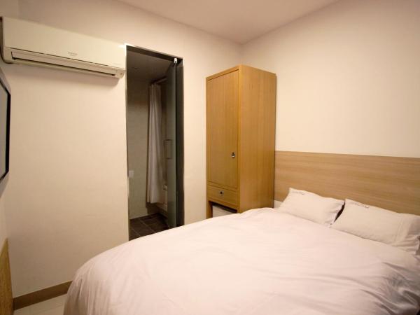 Hotel Irene City : photo 1 de la chambre chambre double sans fenêtre