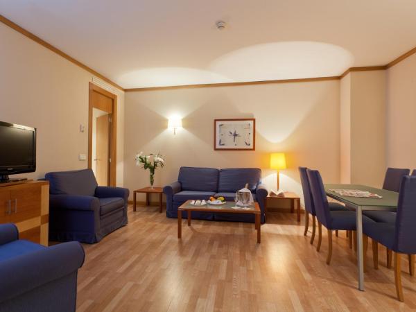 Senator Parque Central : photo 3 de la chambre suite 1 chambre