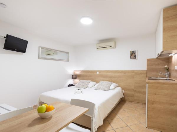 Apartments & Rooms Buble : photo 5 de la chambre studio avec balcon 