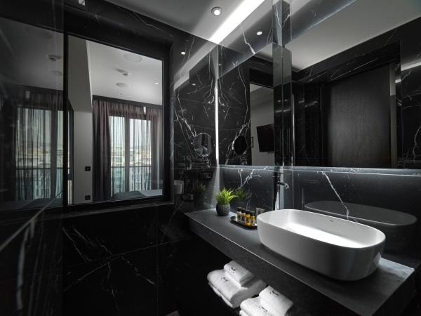 No 15 Ermou Hotel : photo 10 de la chambre suite Élégante