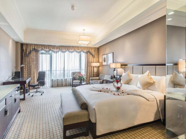 InterContinental Sancha Lake, an IHG Hotel : photo 1 de la chambre chambre lit king-size classique - vue sur montagne