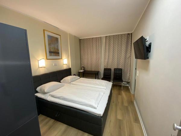 Hotel Königshof The Arthouse : photo 1 de la chambre chambre double ou lits jumeaux standard