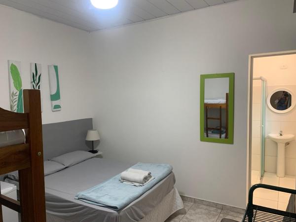 Villa Paraíso : photo 5 de la chambre chambre quadruple avec salle de bains privative