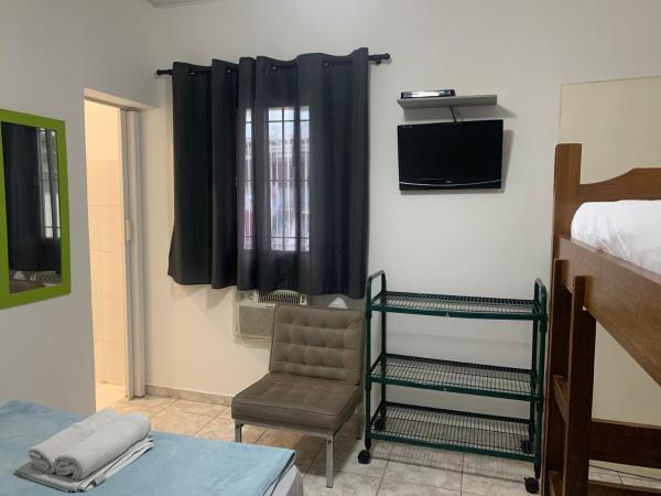 Villa Paraíso : photo 2 de la chambre chambre quadruple avec salle de bains privative