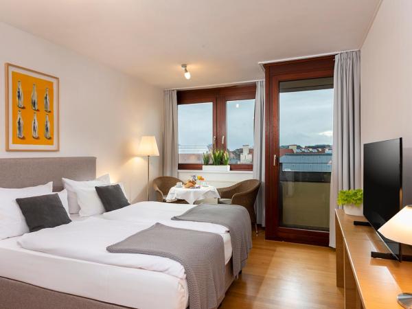 Hotel Aquino Berlin : photo 3 de la chambre appartement avec balcon