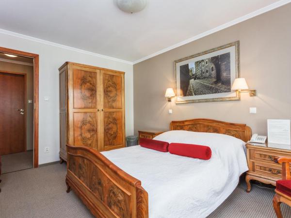 Hotel Czarna Róża : photo 5 de la chambre chambre double