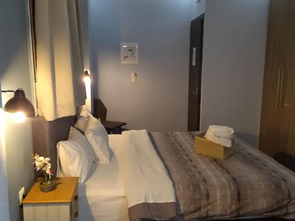 Central Rooms : photo 1 de la chambre chambre lit king-size standard
