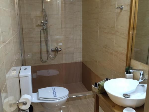 Central Rooms : photo 4 de la chambre chambre lit king-size standard