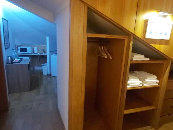 Suites Foz O Porto : photo 7 de la chambre suite lit king-size avec baignoire spa