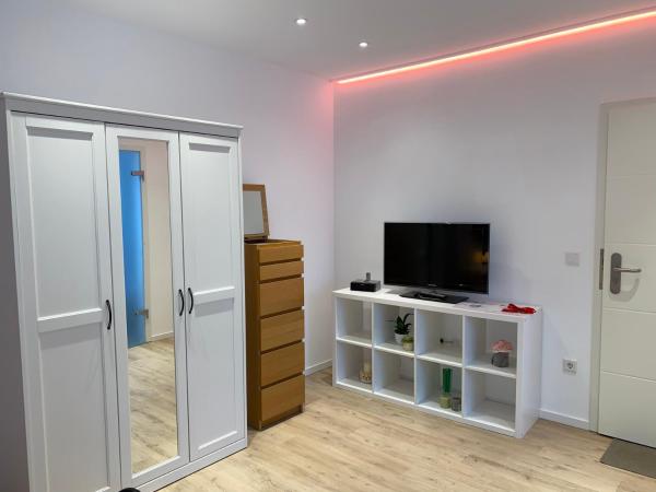 Home-Rose-Garden-Gästehaus kontaktloser Zugang : photo 8 de la chambre chambre double avec salle de bains privative