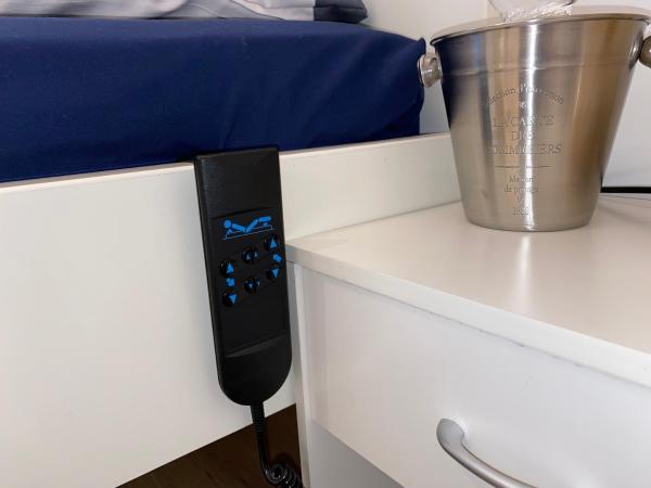 Home-Rose-Garden-Gästehaus kontaktloser Zugang : photo 7 de la chambre chambre double ou lits jumeaux avec salle de bains privative